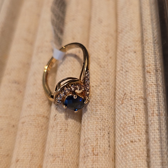 14K GOLD OVER STERLING SILVER LAB CREATED BLUE AND WHITE SAPPHIRES RING SIZE 7 - Picture 6 of 15